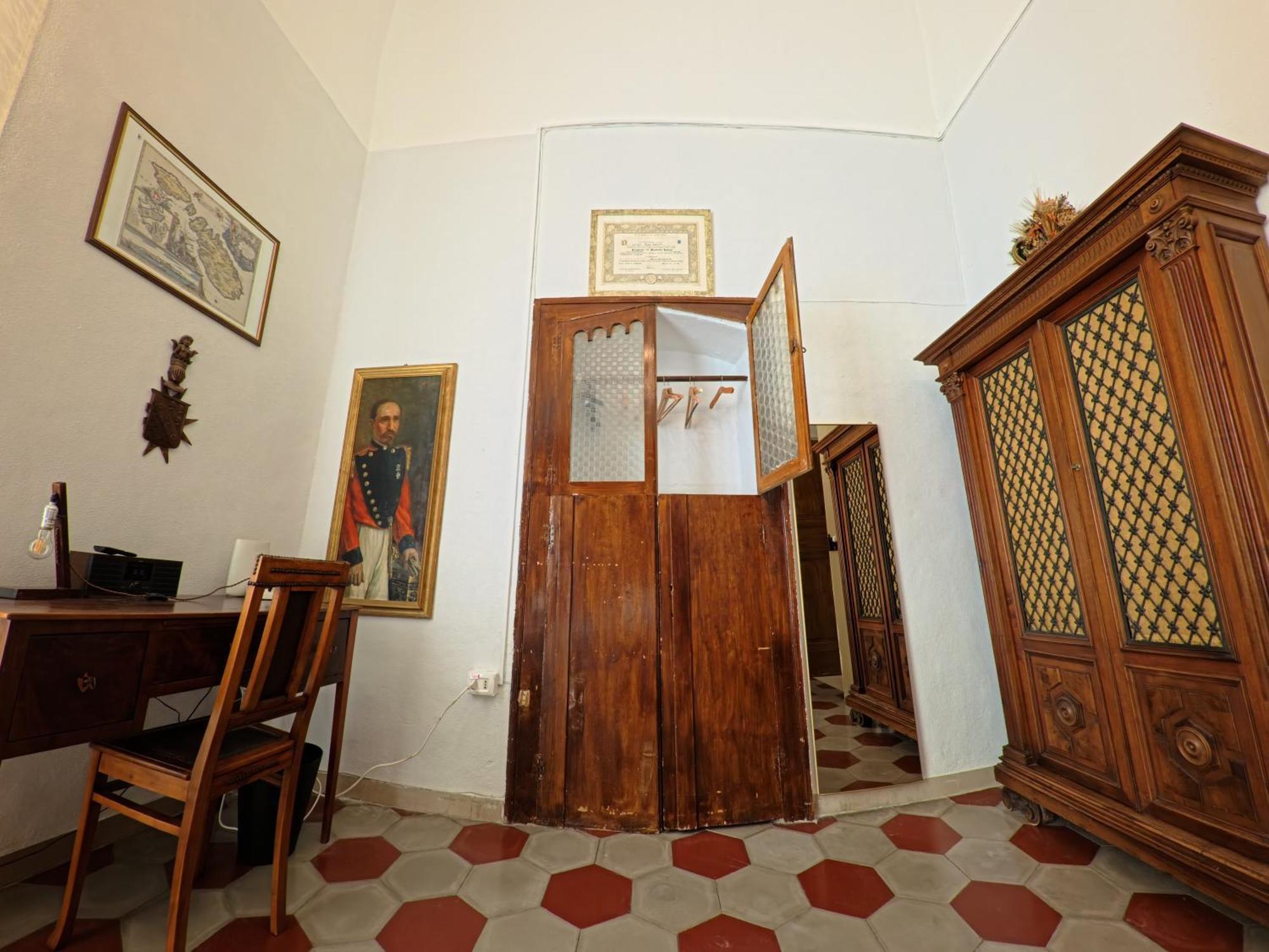 Palazzo Framarino Dei Malatesta - Noble Floor - XIV Century Giovinazzo Εξωτερικό φωτογραφία