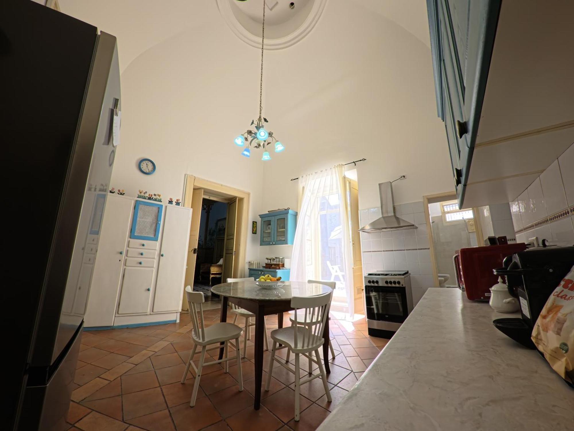 Palazzo Framarino Dei Malatesta - Noble Floor - XIV Century Giovinazzo Εξωτερικό φωτογραφία