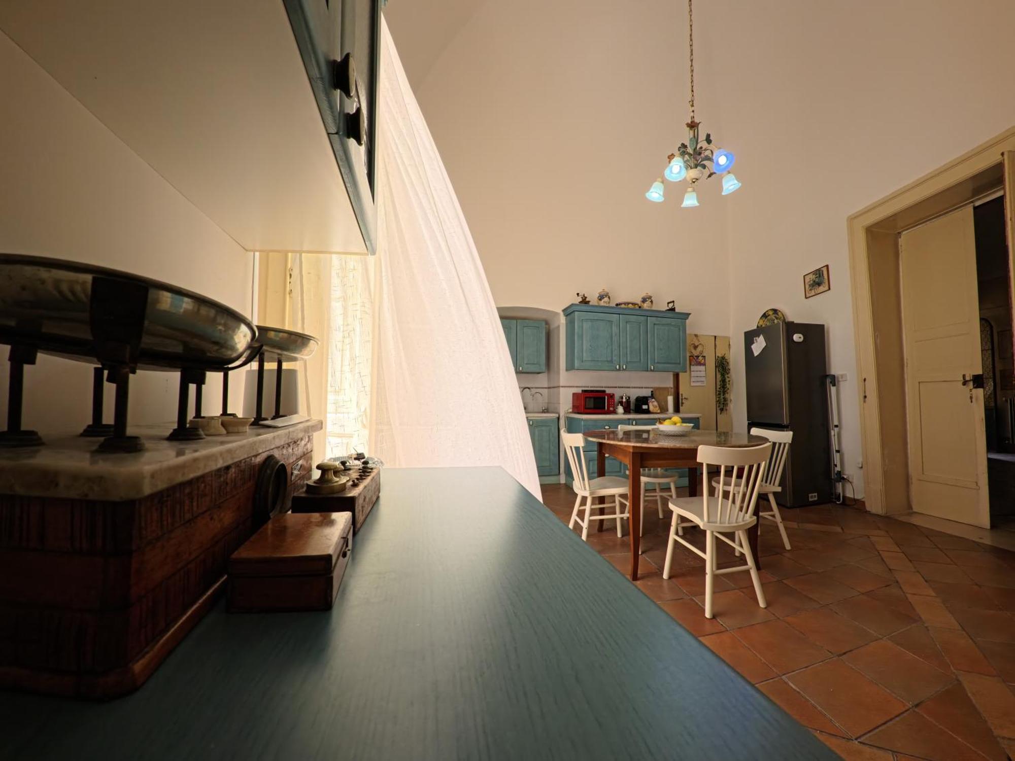 Palazzo Framarino Dei Malatesta - Noble Floor - XIV Century Giovinazzo Εξωτερικό φωτογραφία