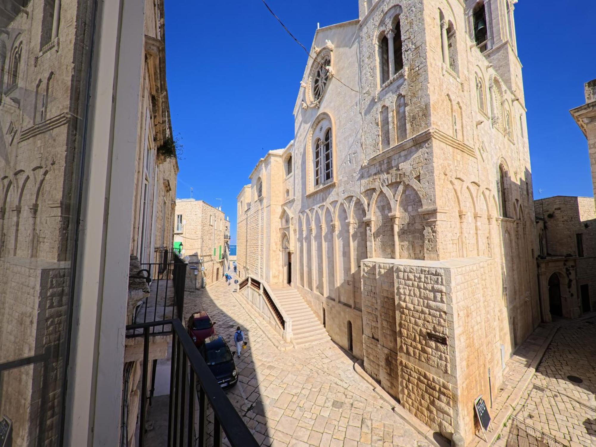Palazzo Framarino Dei Malatesta - Noble Floor - XIV Century Giovinazzo Εξωτερικό φωτογραφία